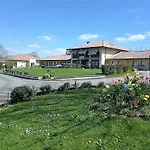 Logis Hotel- Restaurant La Haie Des Vignes Seminaires Et Evenementiel Hotel Allain