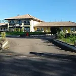 Hotell Logis Hotel- Restaurant La Haie Des Vignes Seminaires Et Evenementiel Allain