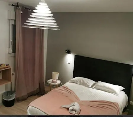 Logis Hotel- Restaurant La Haie Des Vignes Seminaires Et Evenementiel
