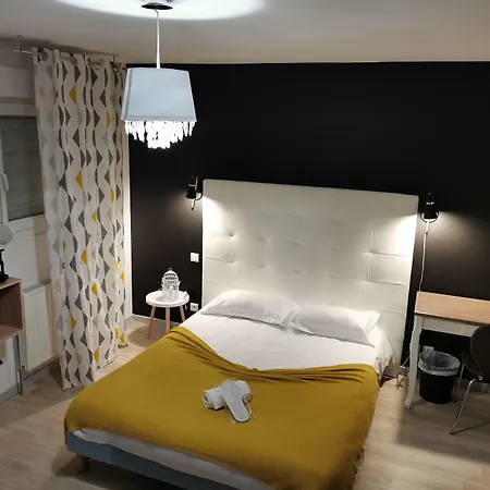 Hotel- Restaurant La Haie Des Vignes Allain