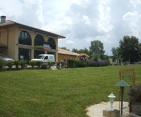 Logis Hotel- Restaurant La Haie Des Vignes Seminaires Et Evenementiel Allain