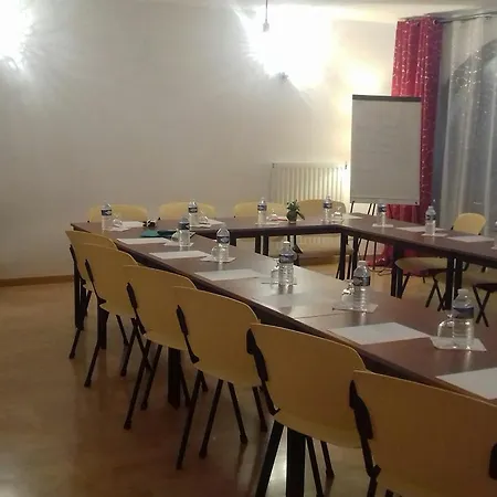 Logis Hotel- Restaurant La Haie Des Vignes Seminaires Et Evenementiel Hotel Allain