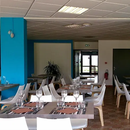 Logis Hotel- Restaurant La Haie Des Vignes Seminaires Et Evenementiel Allain