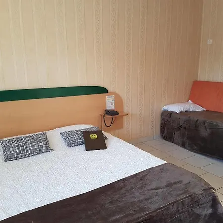 Hotel- Restaurant La Haie Des Vignes Allain