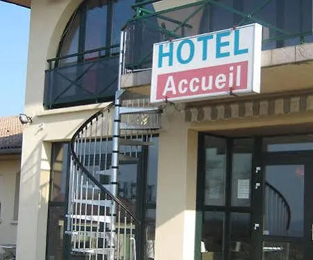 Logis Hotel- Restaurant La Haie Des Vignes Seminaires Et Evenementiel Hotel Allain