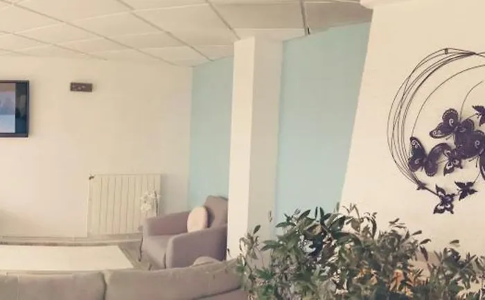 Logis Hotel- Restaurant La Haie Des Vignes Seminaires Et Evenementiel Szálloda