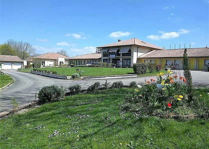 Logis Hotel- Restaurant La Haie Des Vignes Seminaires Et Evenementiel Szálloda Allain