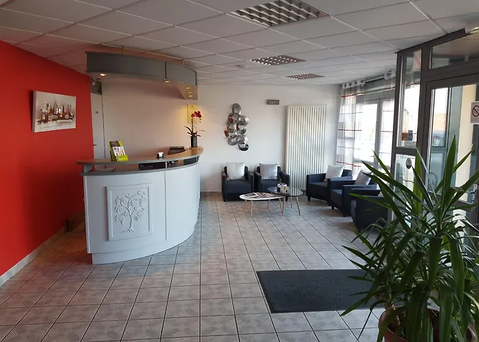 Hotel Logis Hotel- Restaurant La Haie Des Vignes Seminaires Et Evenementiel 3*