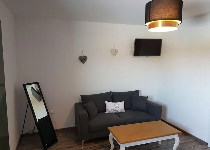 Logis Hotel- Restaurant La Haie Des Vignes Seminaires Et Evenementiel