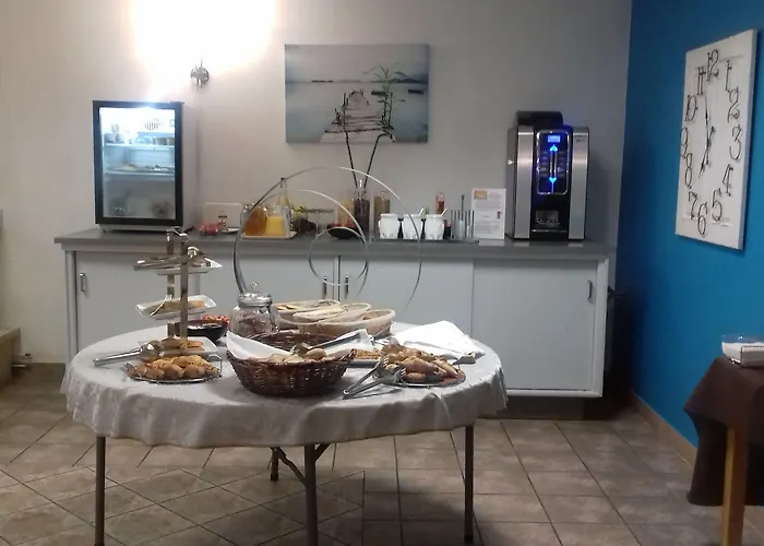 Hotel Logis Hotel- Restaurant La Haie Des Vignes Seminaires Et Evenementiel