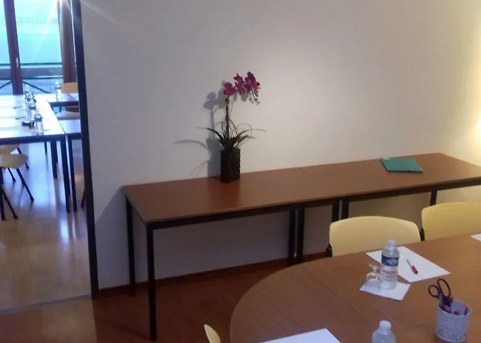 Szálloda Logis Hotel- Restaurant La Haie Des Vignes Seminaires Et Evenementiel Allain