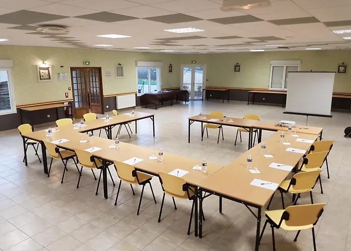 Logis Hotel- Restaurant La Haie Des Vignes Seminaires Et Evenementiel Szálloda Allain