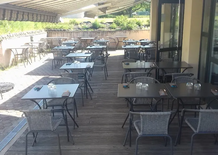 Logis Hotel- Restaurant La Haie Des Vignes Seminaires Et Evenementiel Hotel