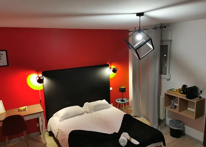 Logis Hotel- Restaurant La Haie Des Vignes Seminaires Et Evenementiel Szálloda Allain