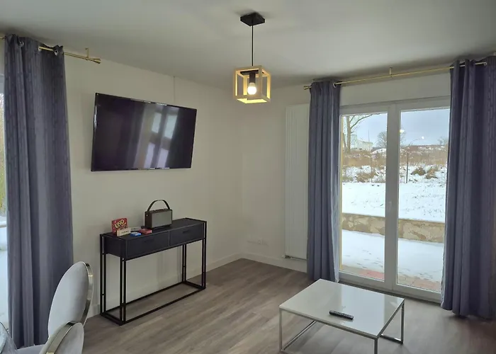 Hotel Logis Hotel- Restaurant La Haie Des Vignes Seminaires Et Evenementiel 3*