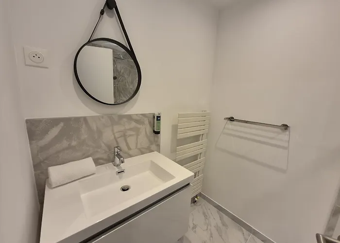 Logis Hotel- Restaurant La Haie Des Vignes Seminaires Et Evenementiel Hotel