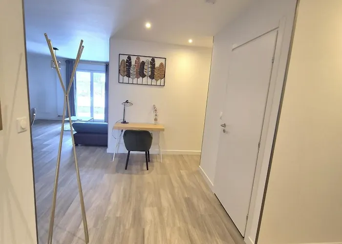 Logis Hotel- Restaurant La Haie Des Vignes Seminaires Et Evenementiel 3* Allain