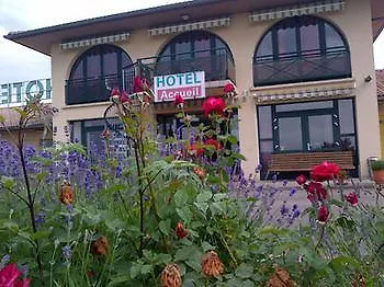 Logis Hotel- Restaurant La Haie Des Vignes Seminaires Et Evenementiel Hotel Allain